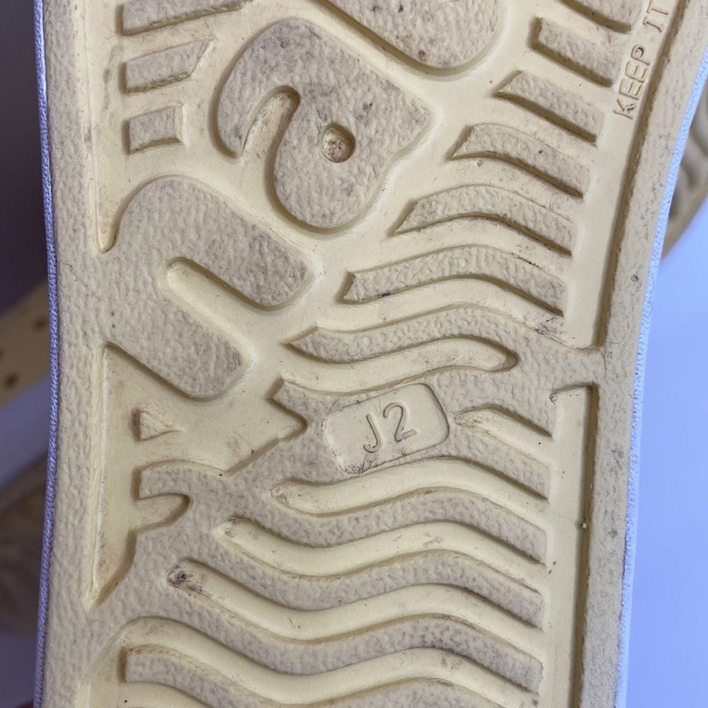 Native Jefferson Water Shoes Yellow Slip On Sneaker Shoe Size 2 - Picture 12 of 12